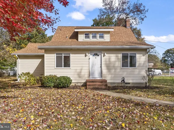 6008 Allwine Ave, Deale, MD 20751