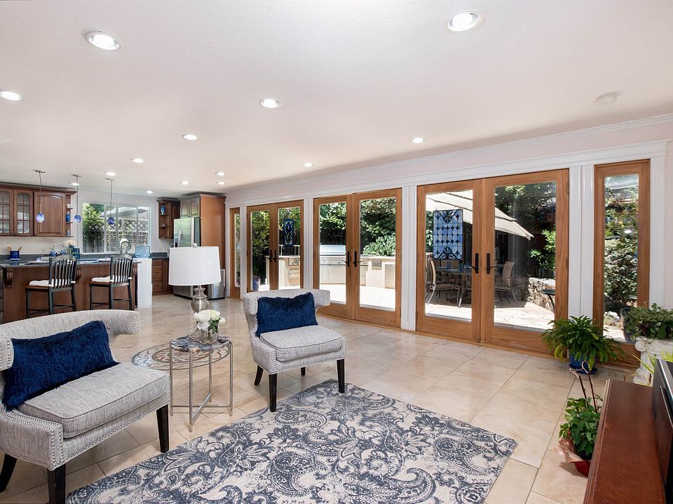 1st image of 1215 Lennon Way