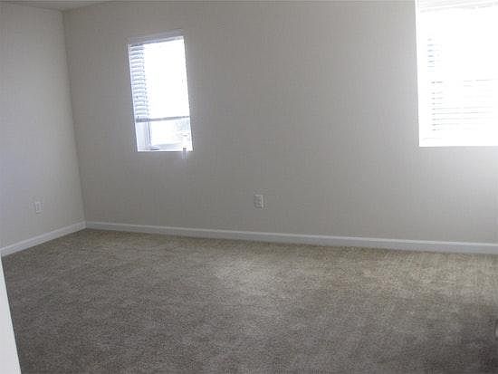 4th image of 326 203rd Pl SW