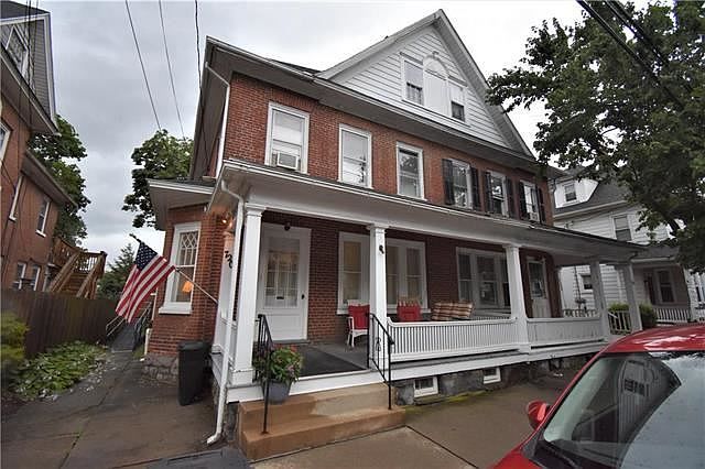 1st image of 720 Porter St