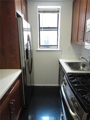 Rented by Addison Property Group | media 19