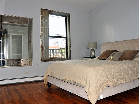 2nd image of 1206 Pacific St APT 4A