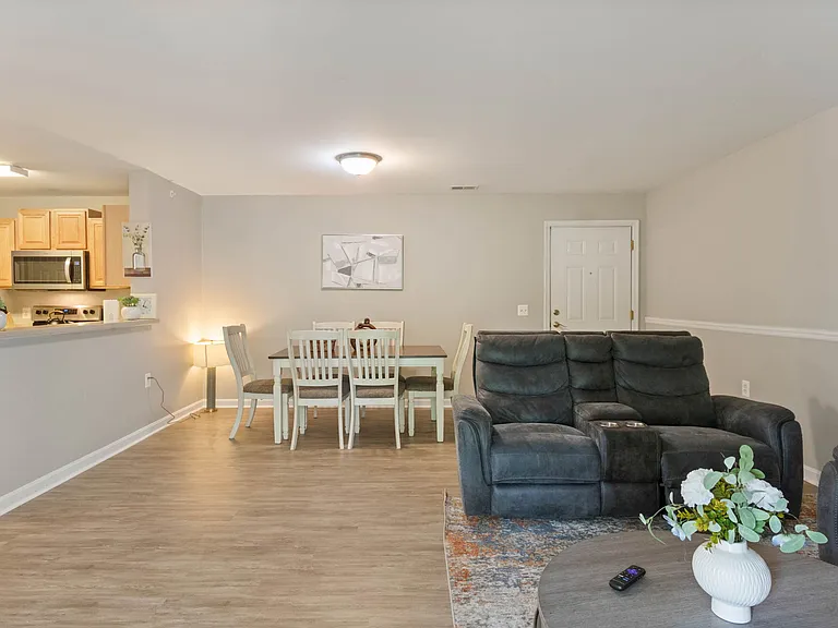 503 Garrison Woods Dr #313 — Photo 17