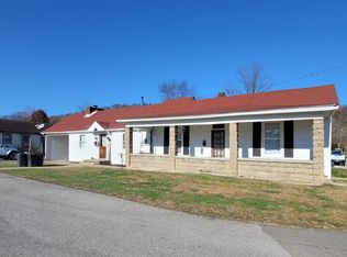 502 Burns St, Louisa, KY 41230