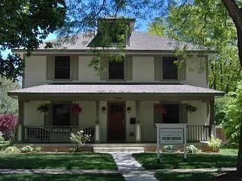 1108 S 4th St photo 1