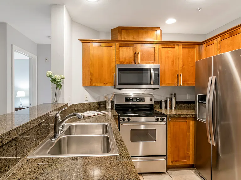 123 Queen Anne Ave #301 — Photo 4
