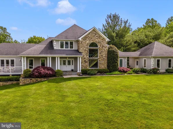 17400 Ryefield Ct, Dickerson, MD 20842