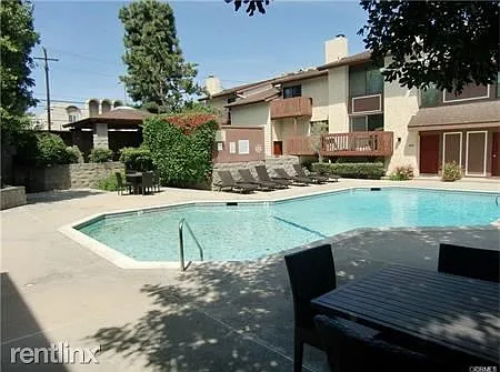 5974 Costello Ave — Photo 7