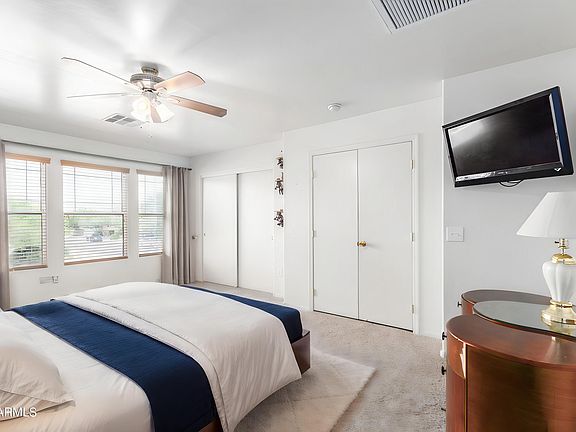4th image of 7609 N 72ND Avenue