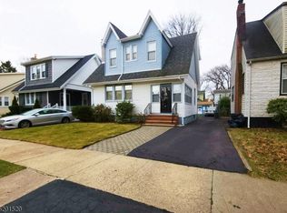 174 Oak St, East Orange, NJ 07018