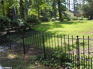 2nd image of 9925 Channing Ln
