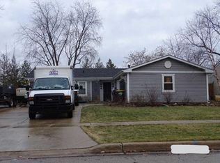 109 Heine Dr, Streamwood, IL 60107