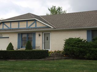 2000 Queensgate Ln, Columbus, OH 43235