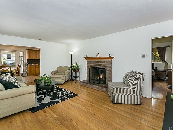 2nd image of 848 Gladstone St