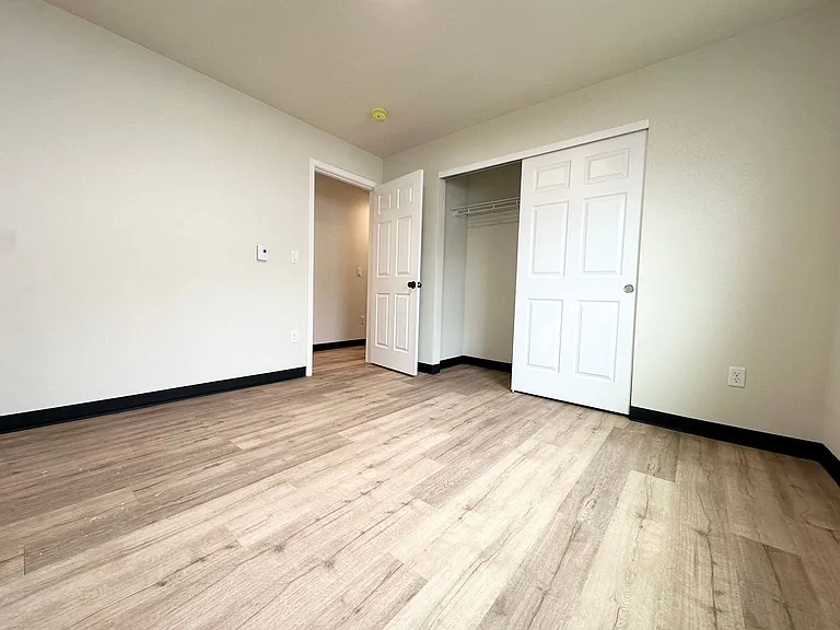 533 Rustic Ridge Dr — Photo 27