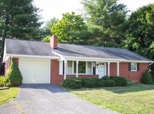 3861 Pineville Rd, Port Republic, VA 24471