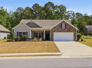 133 Countryside Dr, Calera, AL 35040