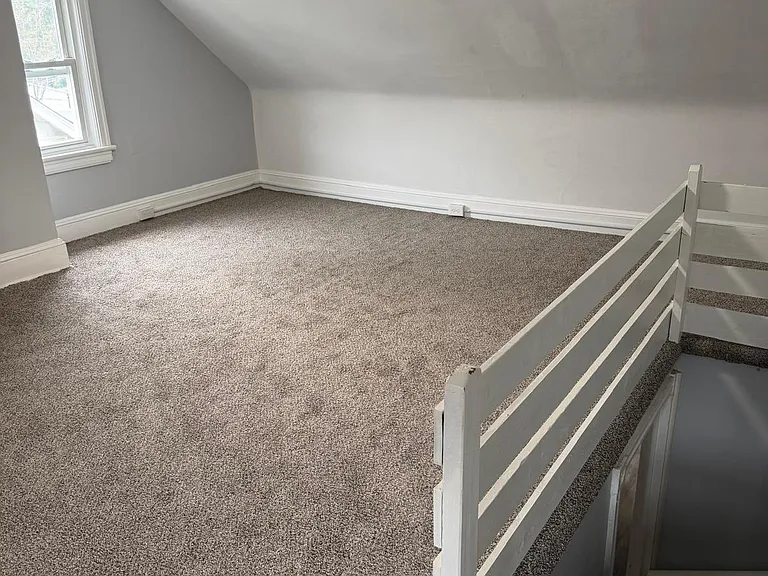 631 Belmont St #1 — Photo 13