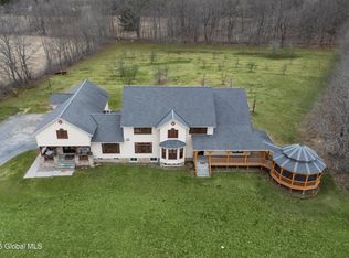 4494 Jersey Hill Rd, Amsterdam, NY 12010