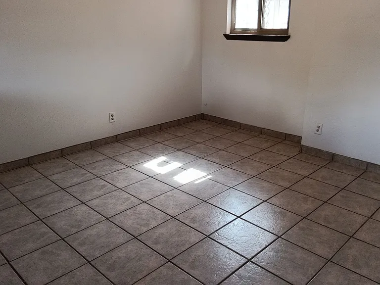 2313 Raymac Rd SW — Photo 3