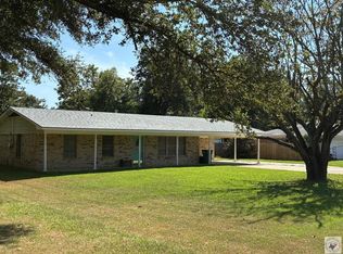 100 E Walters Blvd, New Boston, TX 75570