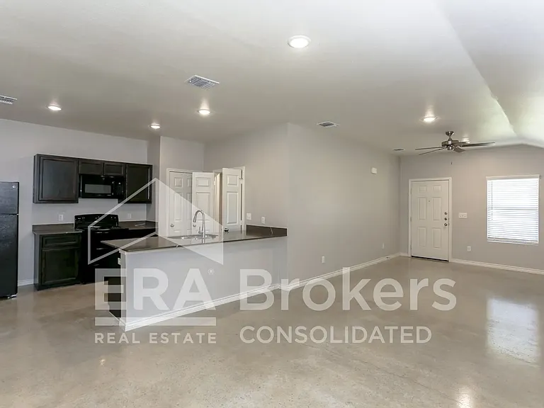 2328 Duntov Dr #A — Photo 5