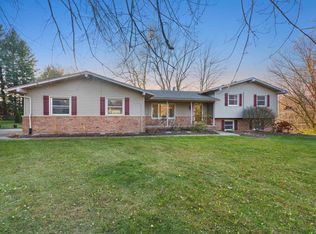 9291 Shamrock Ln, Clarkston, MI 48348