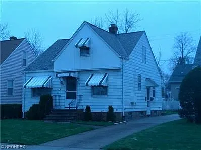 5135 Arch St photo 1