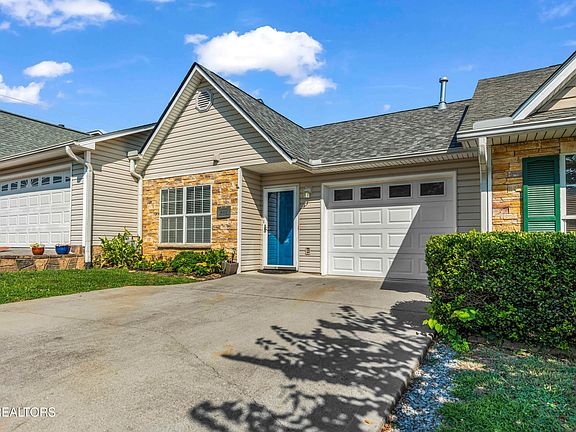 2nd image of 6331 Sky Song Ln