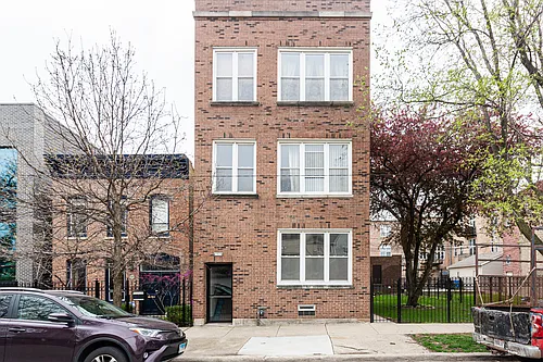 1922 N Wilmot Ave #1R Photo 1