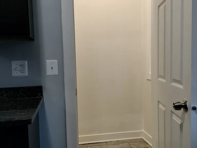 6603 S Bishop St #1 — Photo 14