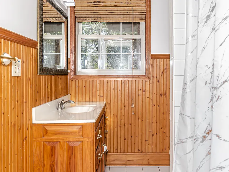 1416 Hilltop Dr — Photo 10