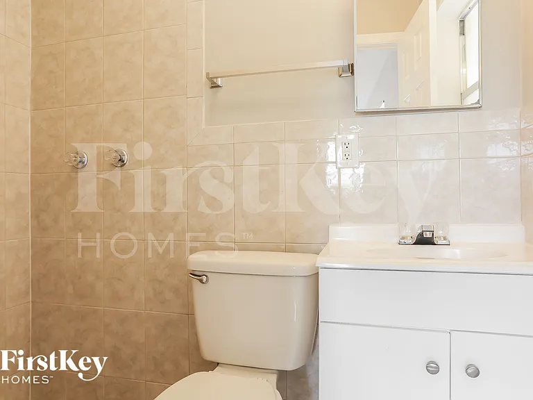 1411 NW 3rd St — Photo 16