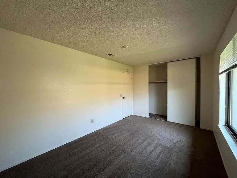 6164 Country Club Dr — Photo 12