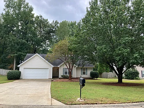 3202 Pine Pointe St Photo 1