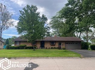 702 E Laurel Dr, Mount Pleasant, IA 52641