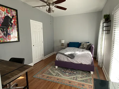 130 Vanira Ave SE #B Photo 1