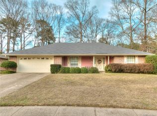 5600 N Heatherstone Dr, Shreveport, LA 71129