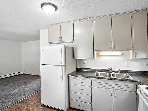 3rd image of 419 10th Ave #41902