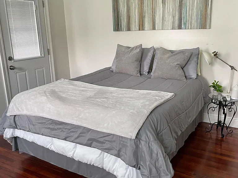 6374 Argonne Blvd — Photo 16