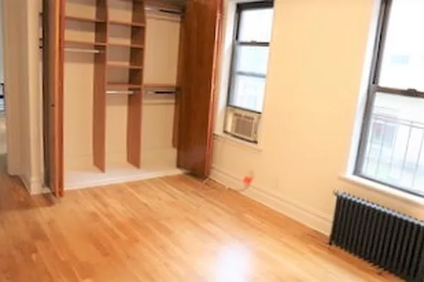 Rented by City Connections Realty | media 19