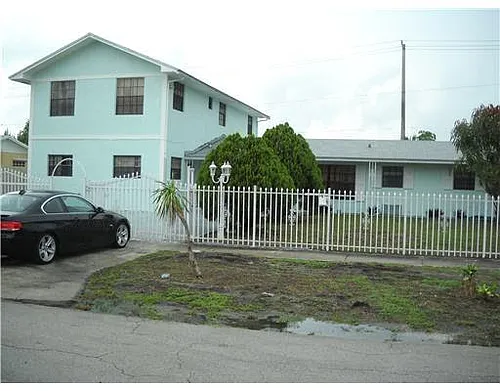 3941 NW 207th Dr #ROOMS TO RENT Photo 1