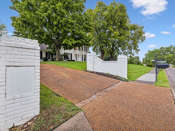 4th image of 225 Ashawn Blvd