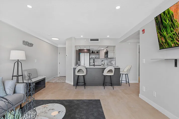 4311 49th Ave — Photo 9