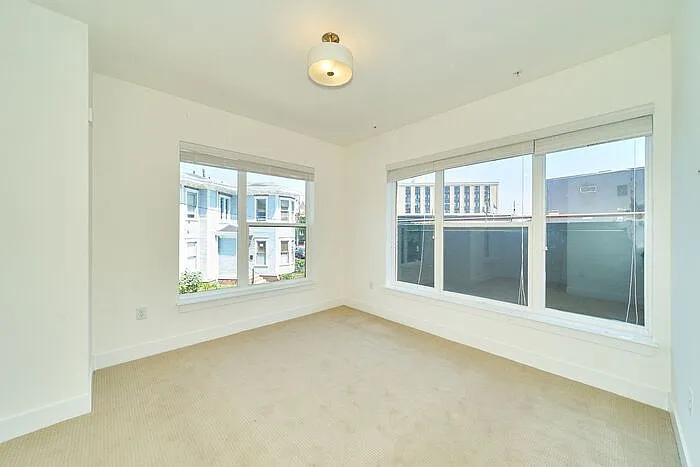 613 Fort Wayne Ave — Photo 10