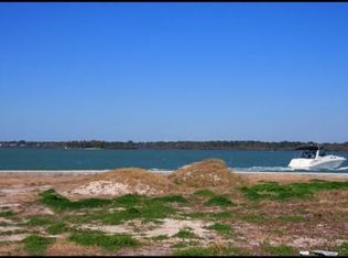 16117 5th St E, Redington Beach, FL 33708