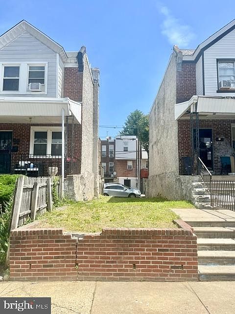 1st image of 6731 Woolston Ave