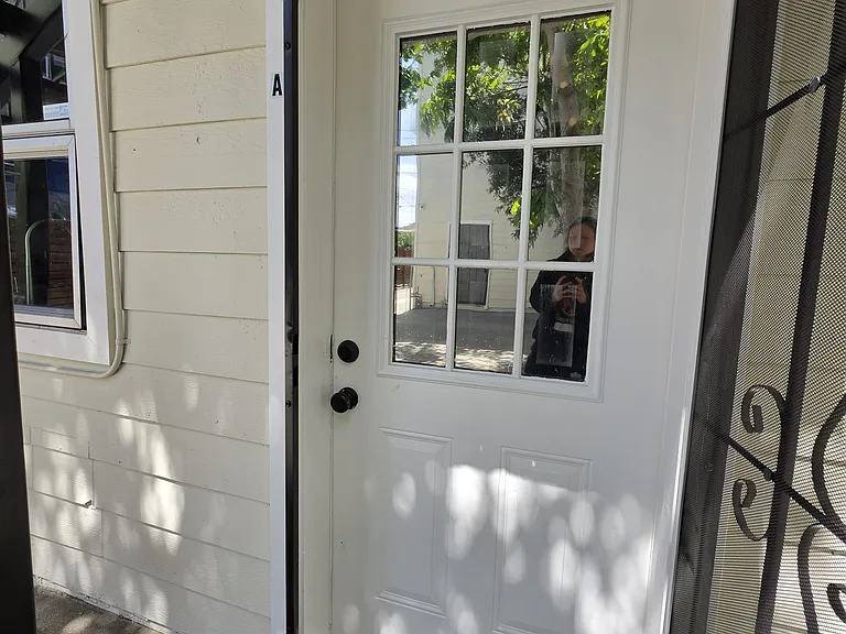 2323 Market St #B — Photo 18