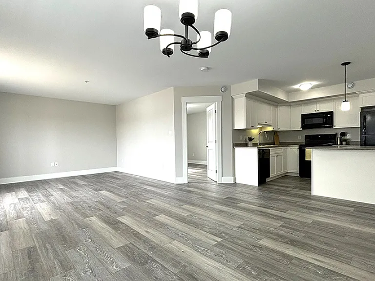 155 Kedgwick Dr — Photo 5
