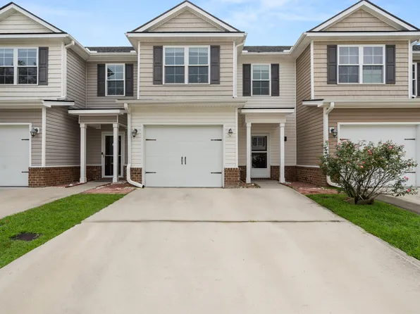 355 Cantle Dr, Richmond Hill, GA 31324